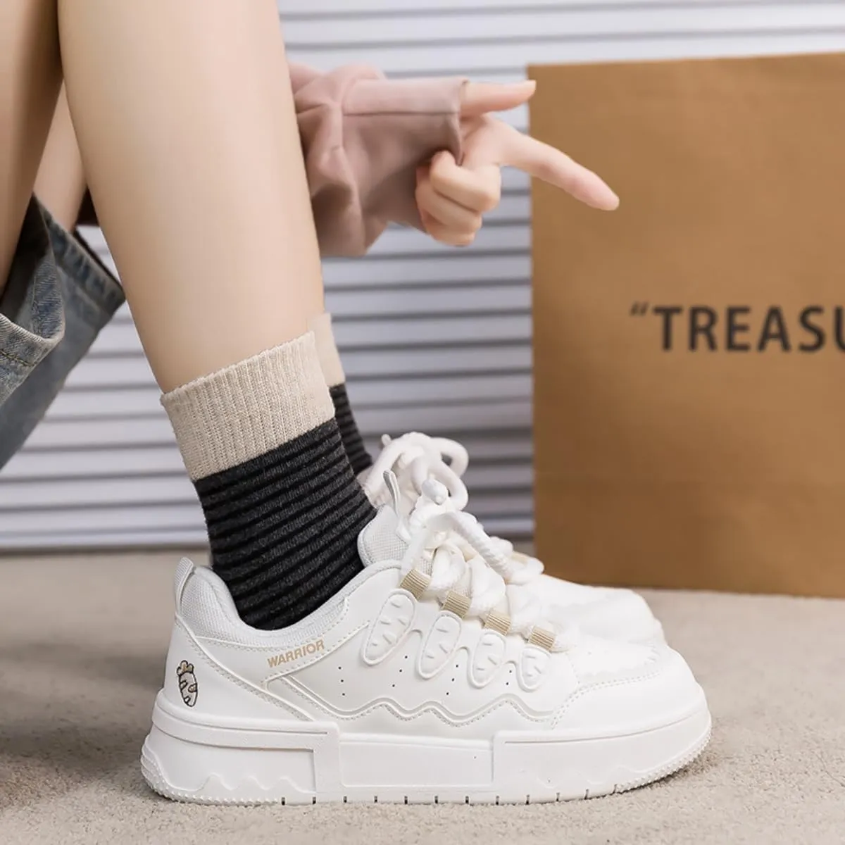 Carrot Chunky Platform Sneakers for Women Girl's Chic Cute Walking Skate Shoes Sport Casual Fashion Back to School
