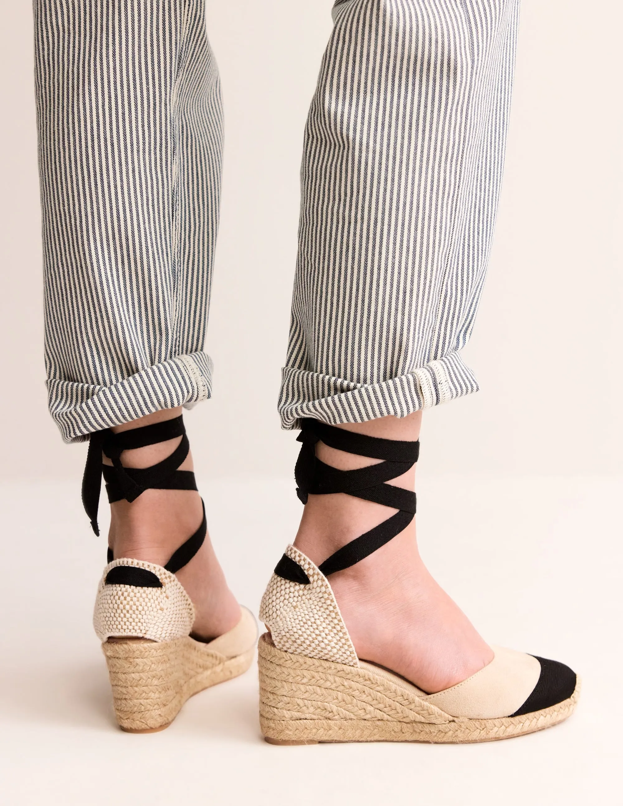 Cassie Espadrilles mit Keilabsatz-Haferbeige/Schwarz
