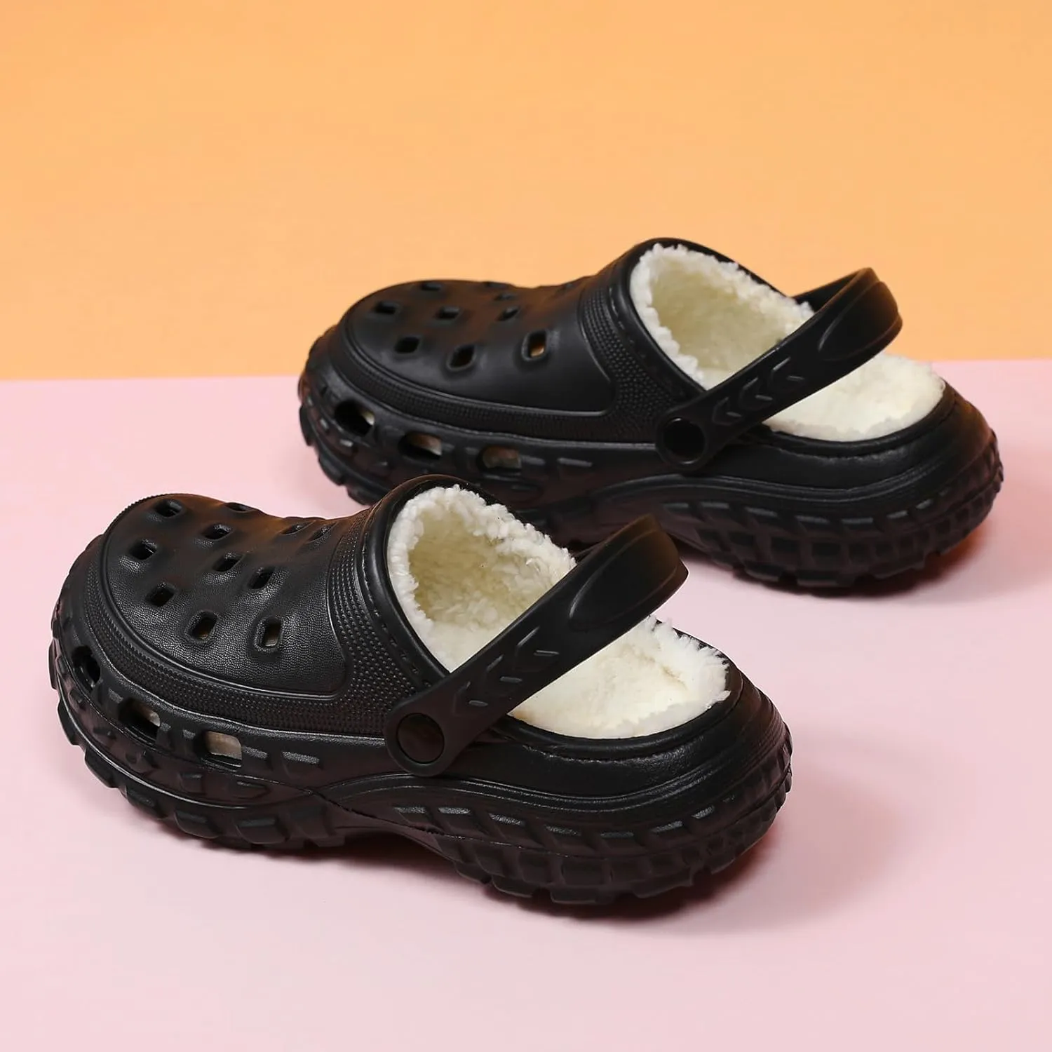 Kids Fur Lined Clogs Garden Shoes for Boys Girls Fashions Winter Warm Plush Home Slippers Slip On Indoor Outdoor Fleece Lined Mules