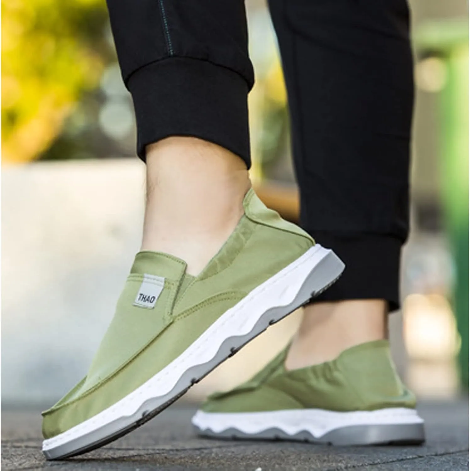 Men's Slip on lce Silk Comfortable Loafers,Vintage Flat Comfy Boat Shoes Lightweight Canvas Non-Slip Fashion Sneakers Walking Shoes