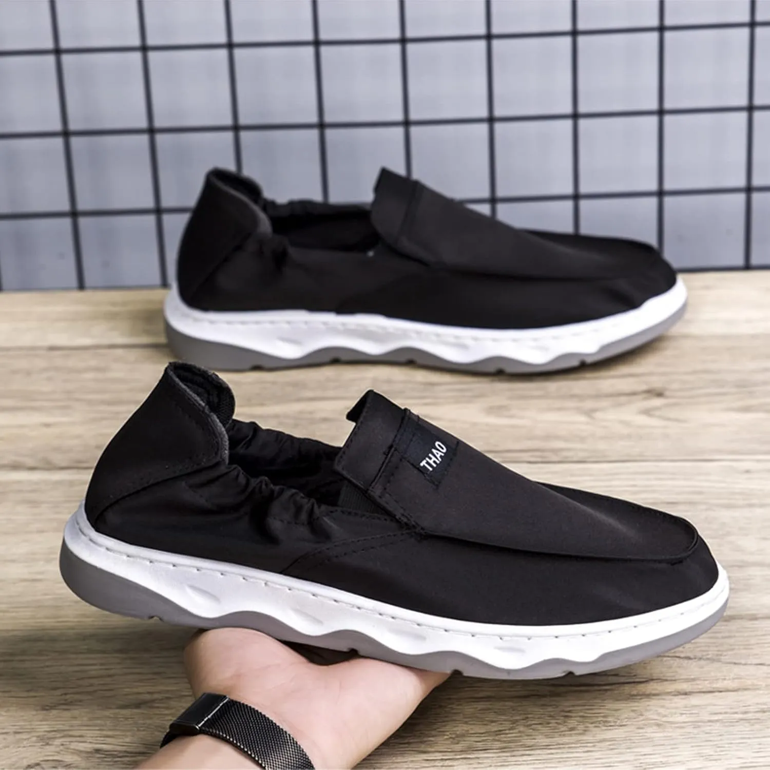 Men's Slip on lce Silk Comfortable Loafers,Vintage Flat Comfy Boat Shoes Lightweight Canvas Non-Slip Fashion Sneakers Walking Shoes