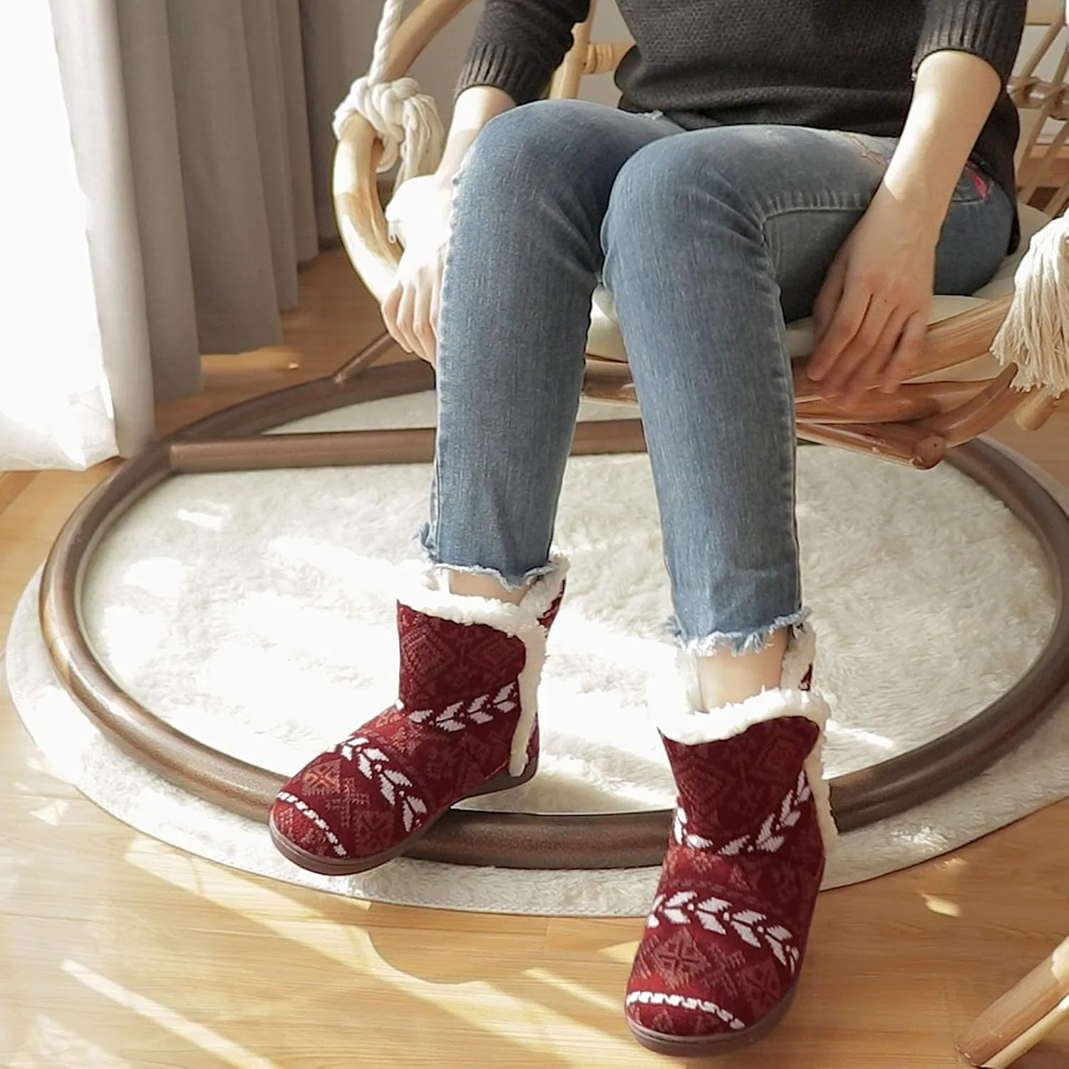 MIXIN Women Comfort Warm Fluffy Faux Fur Slipper Boots Soft Memory Foam Ankle Booties House Pull on Shoes Anti-Slip Sole Indoor Outdoor