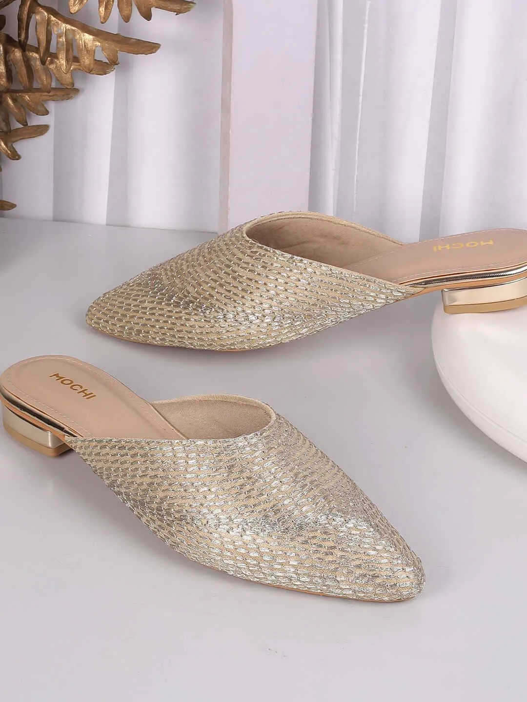 Mochi Women Woven Design Mules