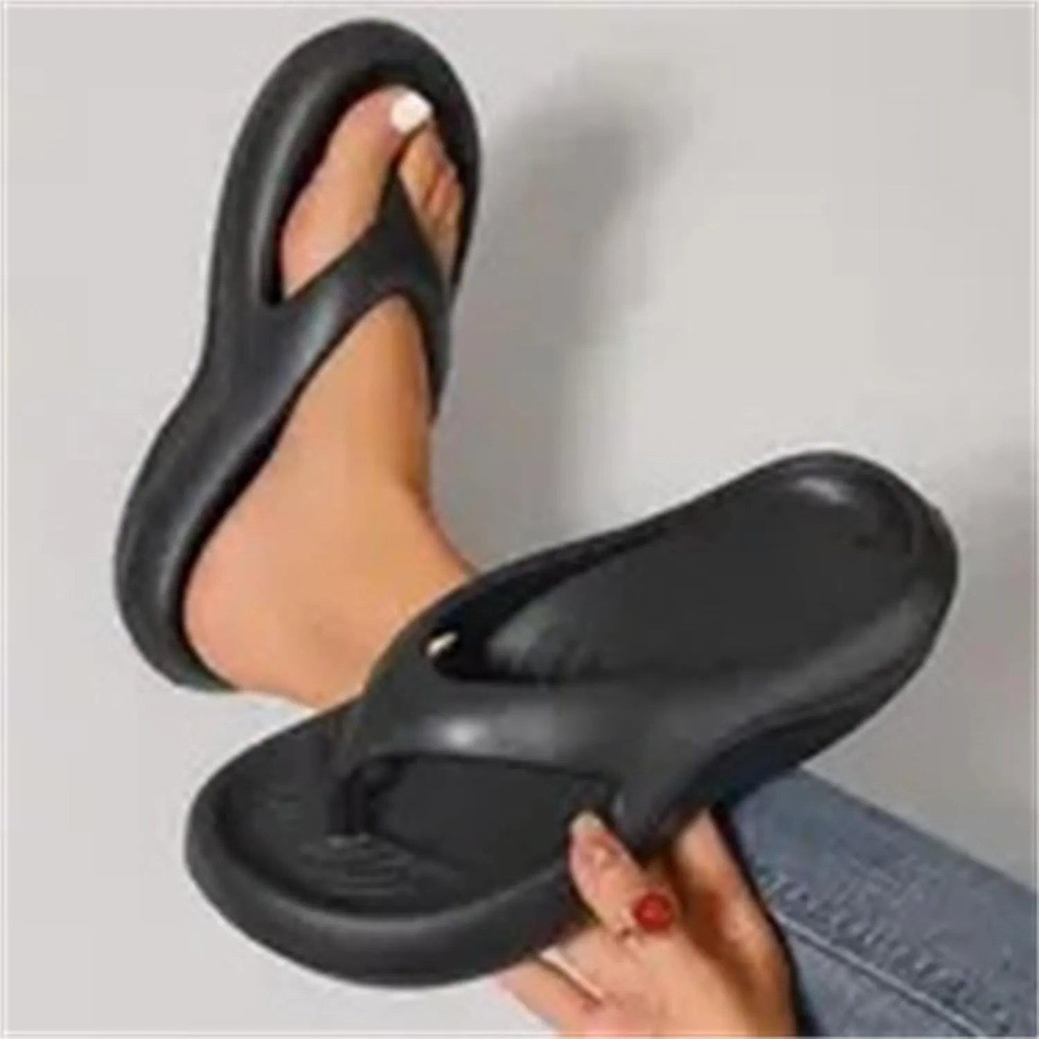 Orthopedic Sandals for Women Lightweight Thicken Sole Slippers Arch Support Flip Flops Casual Summer Beach Slippers All Day Comfort