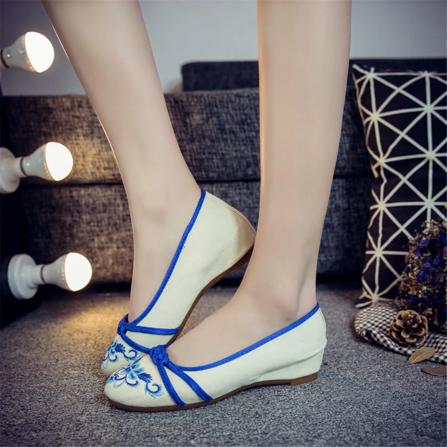 Qhome Women's Floral Embroidery Comfortable Casual Walking Canvas Loafers Espadrilles Wedge Shoes