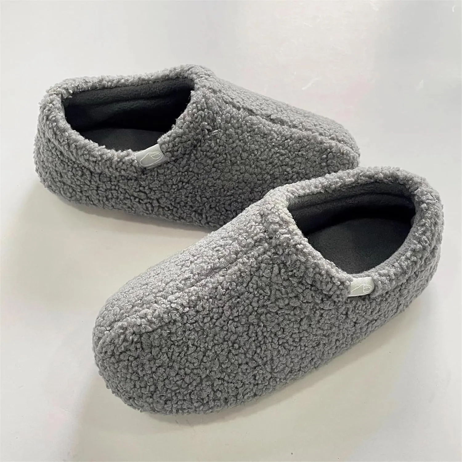 Unisex Fuzzy Curly Memory Bombas Slippers Closed Back Bedroom House Shoes Indoor Soft Comfy Warm Loafer Slippers