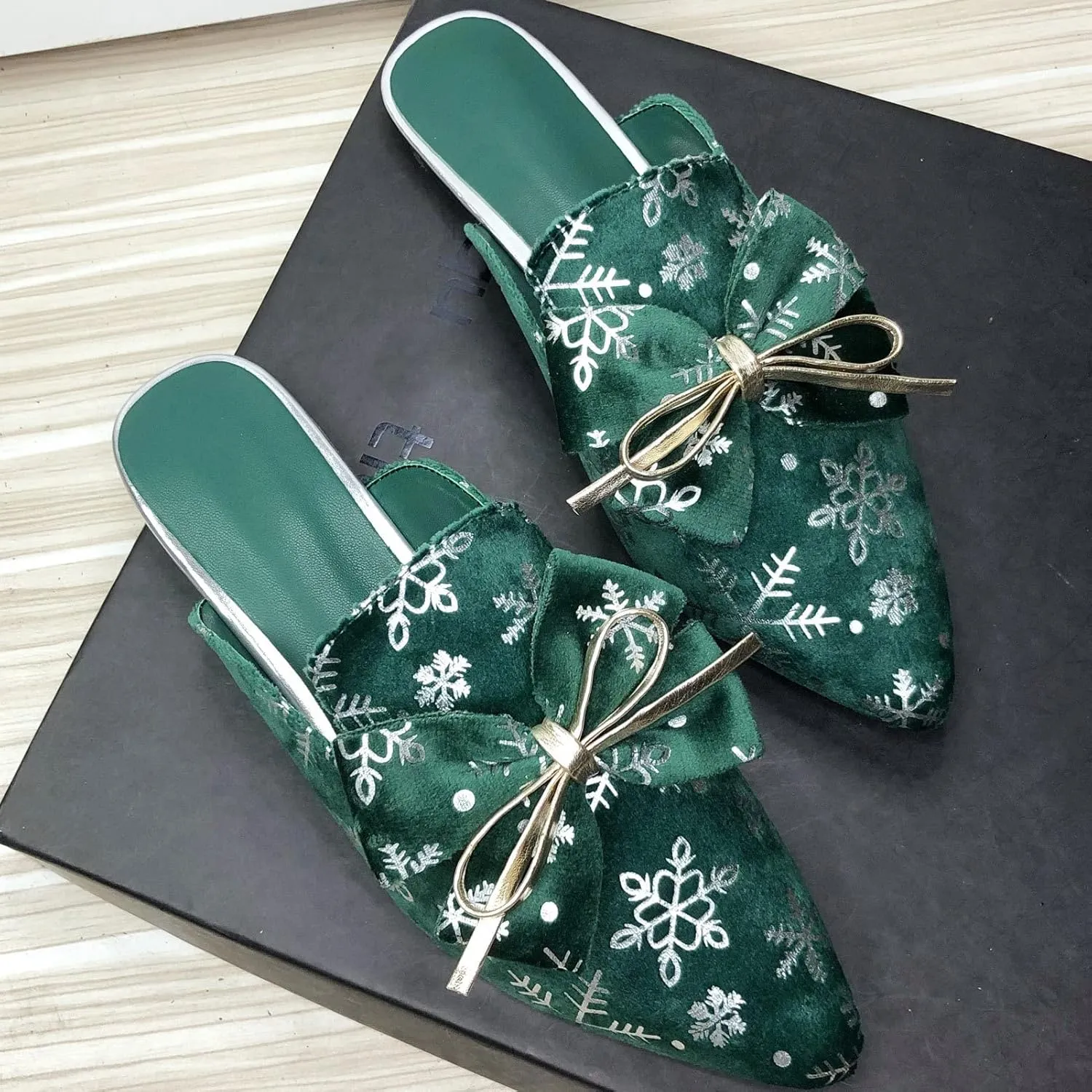 WENJIAZHIZHI Mules for Women Slip On Women's Flats Comfortable Closed Pointed Toe Backless Loafers Womens Clogs Mules