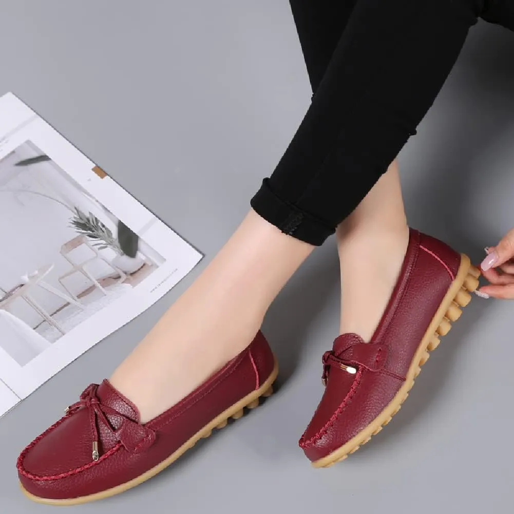 WERWAES Casual Womens Loafers Flat Classic Lace-up Round Toe Leather Slip-on Penny Loafers for Womens Comfortable Lightweight Driving Outdoor Moccasins Boat Flats Shoes