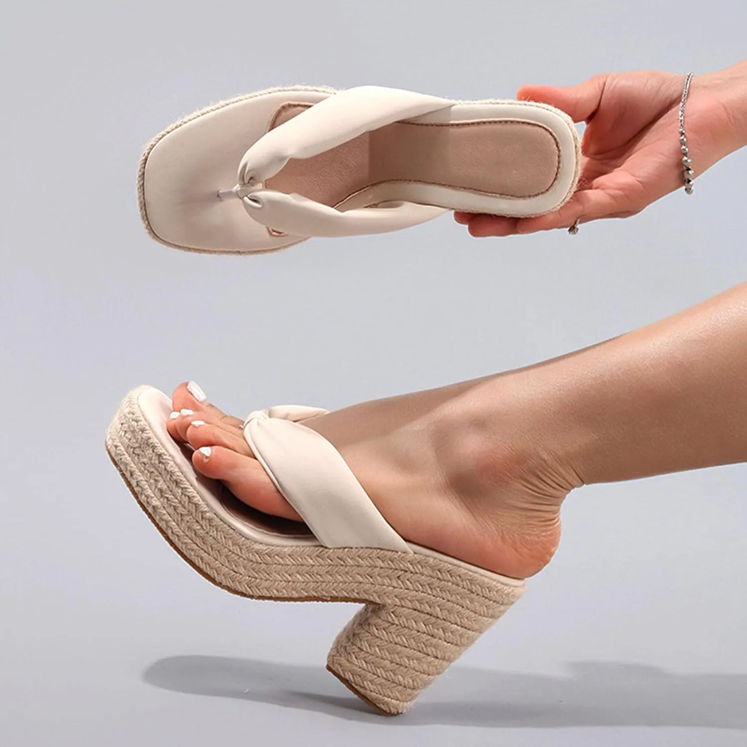 Women's Espadrillles Platform Flip Flops Chunky High Heels Slip On Straw Raffia Woven Thong Slides Sandals Bohemia Summer Beach Casual
